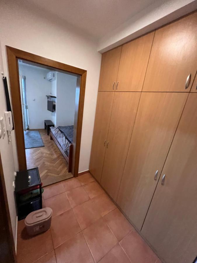 Stankela Apartment โนวีซาด ภายนอก รูปภาพ